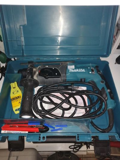 Лот: 13954377. Фото: 1. Перфоратор Makita hr2470 (2206-04... Электроинструмент