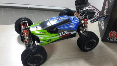 Лот: 15233888. Фото: 1. Машинка радиоуправляемая Wltoys... Машины и техника