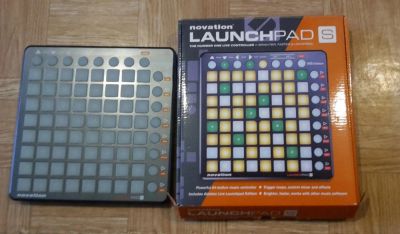 Лот: 10127074. Фото: 1. Midi контроллер Novation Launchpad... MIDI-оборудование