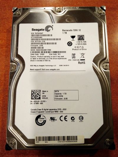 Лот: 12648049. Фото: 1. Жесткий диск 3,5" Seagate 1Tb... Жёсткие диски (HDD)