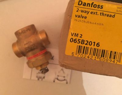 Лот: 14059729. Фото: 1. Danfoss VM 2 Седельный клапан. Радиаторы отопления, полотенцесушители