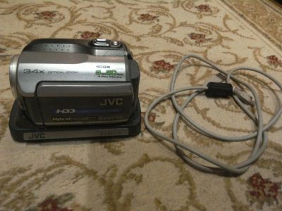 Лот: 10109672. Фото: 1. Гибридная видеокамера JVC hdd... Видеокамеры