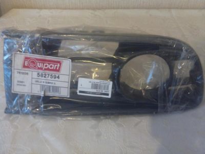 Лот: 5418915. Фото: 1. Решетка в бампер Volkswagen Polo. Оптика и освещение