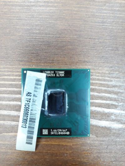 Лот: 17834514. Фото: 1. Б/у Процессор Intel lf80539 T2300e. Процессоры