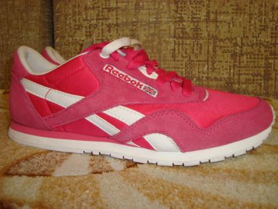 Лот: 4457389. Фото: 1. кроссовки Reebok (оригинал). Новые... Кеды, кроссовки, слипоны