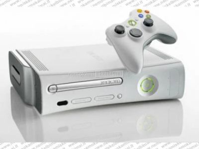 Лот: 3314537. Фото: 1. Продам X-Box 360 Arcade Белая!. Игровые приставки, консоли