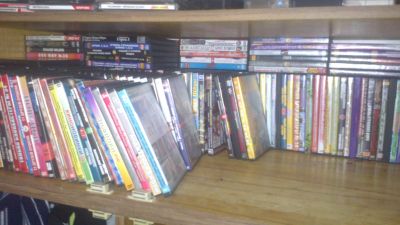 Лот: 12632826. Фото: 1. Фильмы на DVD, около 200 дисков... Видеозаписи, фильмы