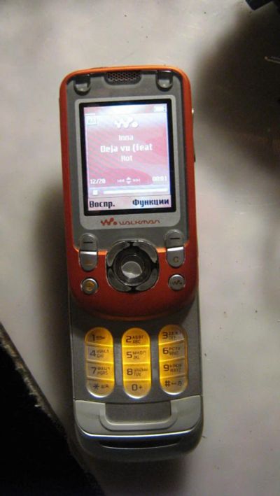 Лот: 5863837. Фото: 1. Sony Ericsson W550i. Кнопочные мобильные телефоны