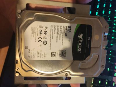 Лот: 19685557. Фото: 1. Жесткий диск seagate exos 8tb. Жёсткие диски (HDD)