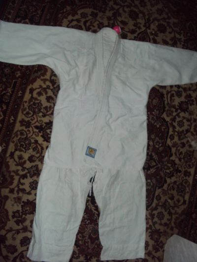 Лот: 5272579. Фото: 1. Кимоно детское р 140-146. Одежда для боевых искусств