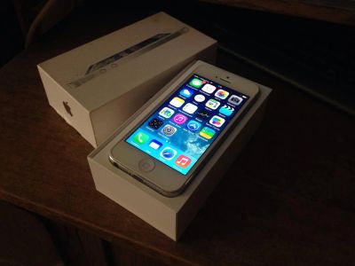 Лот: 4085749. Фото: 1. Продам или обменяю iphone 5 16gb... Смартфоны