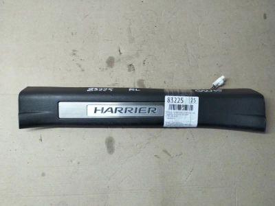 Лот: 21402447. Фото: 1. накладка на порог внутренняя Toyota... Двигатель и элементы двигателя