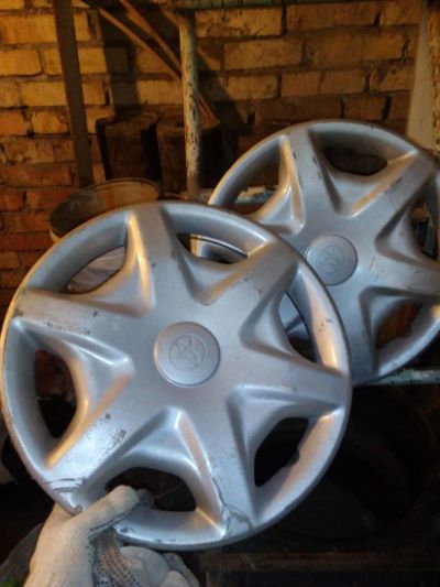 Лот: 8913115. Фото: 1. Колпаки Toyota R15. Колпаки