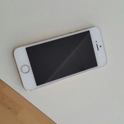 Лот: 4827344. Фото: 1. iPhone 5S Gold 16Gb A1530. Смартфоны
