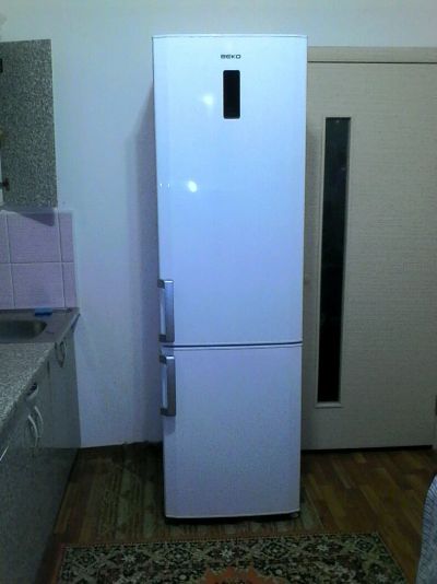 Лот: 9003497. Фото: 1. Холодильник BEKO. Холодильники, морозильные камеры