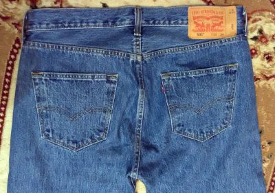 Лот: 4608048. Фото: 1. Джинсы Levis 501 Оригинал. Брюки, джинсы, шорты