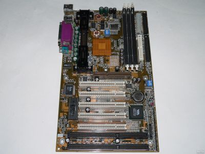 Лот: 18089252. Фото: 1. MB GigaByte GA-6VXE rev.2.2 (i440BX... Материнские платы