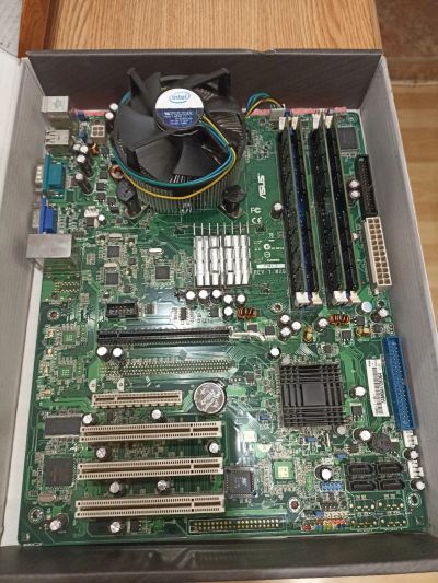 Лот: 24891502. Фото: 1. Серверная материнская плата Socket... Материнские платы