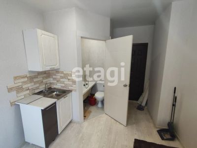 Лот: 21129091. Фото: 1. Продам 1-комн. общ. 12 кв.м. Красноярск... Квартиры, студии