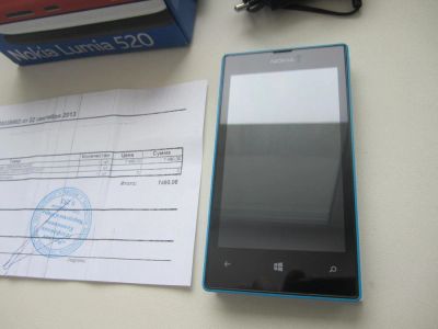 Лот: 10952805. Фото: 1. Смартфон Nokia Lumia 520 с документами... Смартфоны