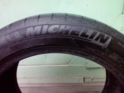 Лот: 7309059. Фото: 1. 235/45r18Michelin Pilot Sport... Шины