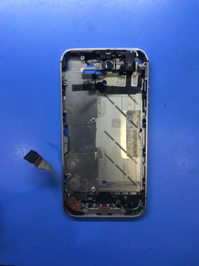 Лот: 10874251. Фото: 1. корпус Iphone 4S со шлейфами в... Корпуса, клавиатуры, кнопки