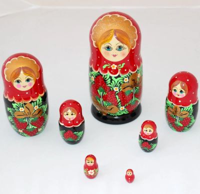 Лот: 2911220. Фото: 1. Матрешка 10в1 "Клубничка",25см. Фигурки, статуэтки