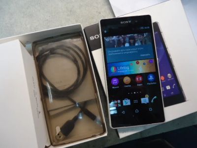 Лот: 4629252. Фото: 1. Смартфон Sony Z2 D6503 белый отличное... Смартфоны