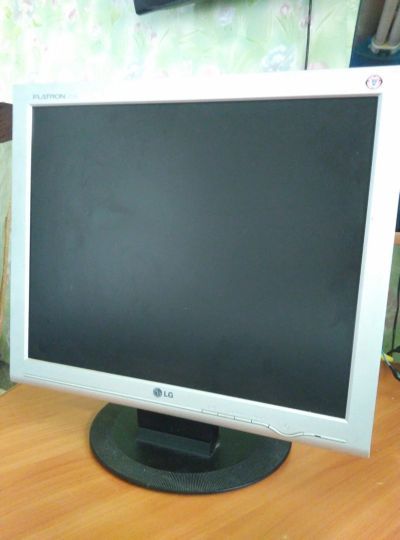 Лот: 15946498. Фото: 1. Монитор LG Flatron L1717S-SN. ЖК-мониторы