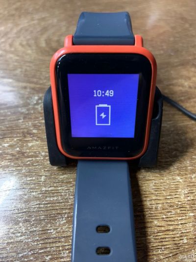 Лот: 15092086. Фото: 1. Часы Amazfit Bip (в коробке с... Смарт-часы, фитнес-браслеты, аксессуары