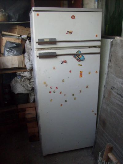 Лот: 7125944. Фото: 1. Продам холодильник Бирюса. Холодильники, морозильные камеры