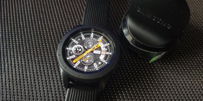 Лот: 17035551. Фото: 1. Часы galaxy watch 42. Смарт-часы, фитнес-браслеты, аксессуары