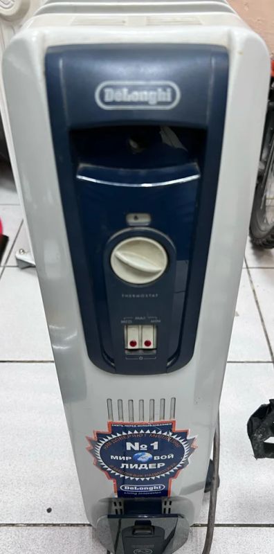 Лот: 18910024. Фото: 1. масляный обогреватель delonghi... Обогреватели бытовые