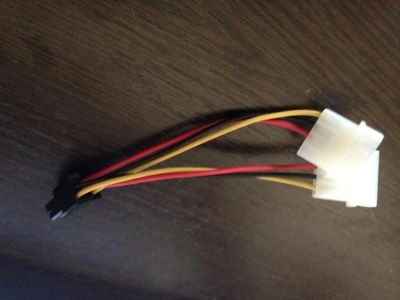 Лот: 5160192. Фото: 1. Переходник питания видеокарты... Шлейфы, кабели, переходники