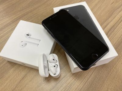 Лот: 16171798. Фото: 1. Iphone 7 128gb + Apple airpods. Смартфоны