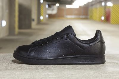 Лот: 10614154. Фото: 1. adidas stan smith. Кеды, кроссовки, слипоны