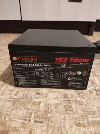 Лот: 21076928. Фото: 1. Блок питания Thermaltake TR2 700W... Корпуса, блоки питания