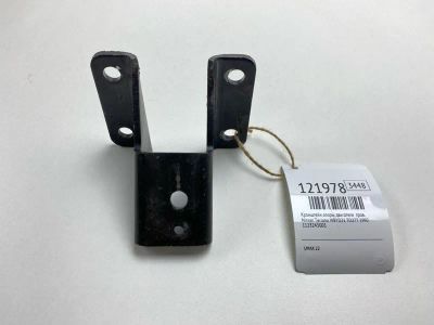 Лот: 25778467. Фото: 1. Кронштейн опоры двигателя Nissan... Двигатель и элементы двигателя
