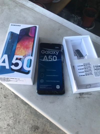 Лот: 15771849. Фото: 1. Samsung A50. Дисплеи, дисплейные модули, тачскрины