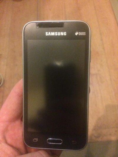 Лот: 9514824. Фото: 1. Смартфон Samsung Galaxy J1 Mini... Смартфоны