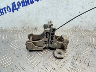 Лот: 25169736. Фото: 1. кронштейн двери Renault Fluence... Кузов