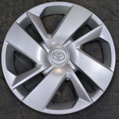 Лот: 20361648. Фото: 1. Колпак колёсный оригинальный Toyota... Колпаки