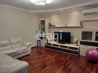Лот: 25293660. Фото: 1. 3-комн. квартира , Красноярск... Квартиры, студии
