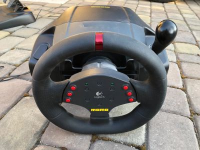 Лот: 15889963. Фото: 1. Руль игровой Momo Logitech. Рули, джойстики