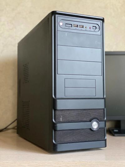 Лот: 17750711. Фото: 1. Доступное Игровое Решение: Intel... Компьютеры в сборе