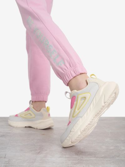 Лот: 24687363. Фото: 1. Кроссовки для девочек FILA Naite... Другое (одежда, обувь, галантерея)