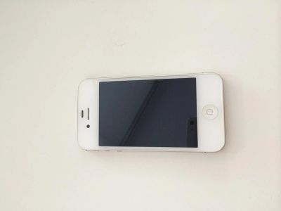 Лот: 4102115. Фото: 1. Apple Iphone 4S white 16Gb Neverlock... Смартфоны