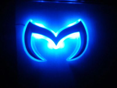Лот: 3613357. Фото: 1. Светодиодный шильдик Mazda двухцветный... Детали тюнинга