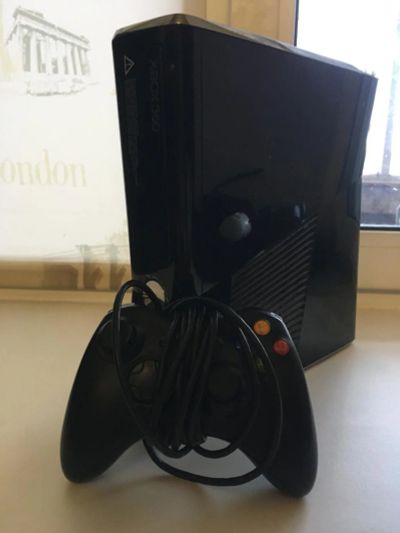 Лот: 10695604. Фото: 1. xbox 360 slim 500gb Freeboot. Игровые приставки, консоли