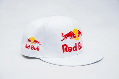 Лот: 7582676. Фото: 1. red bull бейсболка с дефектом. Головные уборы